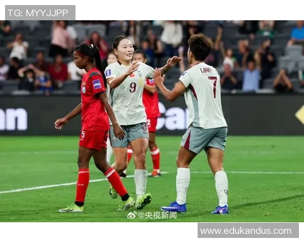 张睿远射破门助力中国女足领先孟加拉国女足2-0展现强大实力 张睿远射破门助力中国女足领先孟加拉国女足2-0展现强大实力